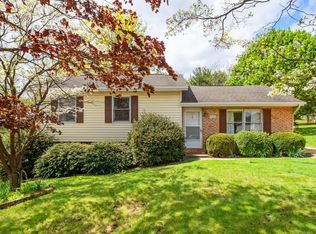 2718 Knollwood Dr, Staunton, VA 24401
