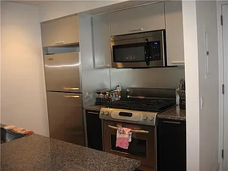 Sold by RELO REDAC INC.