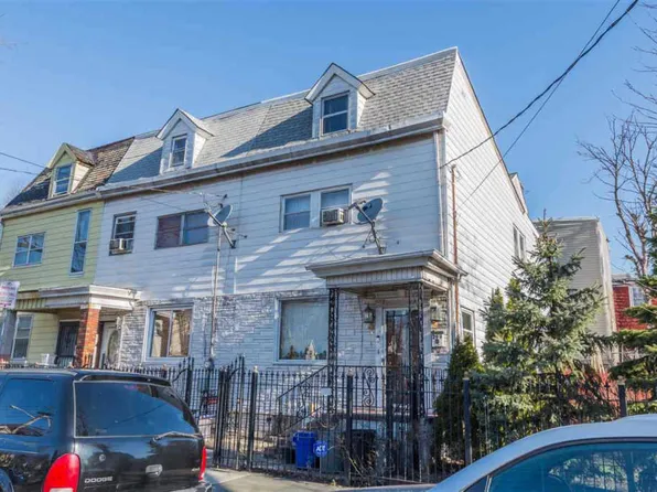 299 7th Ave W, Newark, NJ 07107