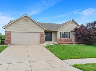 44 Cambria Ct, Foristell, MO 63348