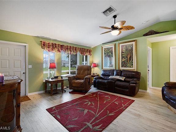 2nd image of 1711 SE 8th Ave