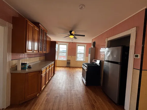 (undisclosed Address), Worcester, MA 01605