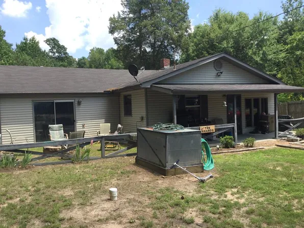 18020 Highway 22, Mc Kenzie, TN 38201