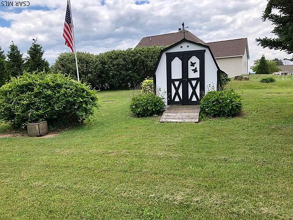 5th image of 127 Crestview Dr