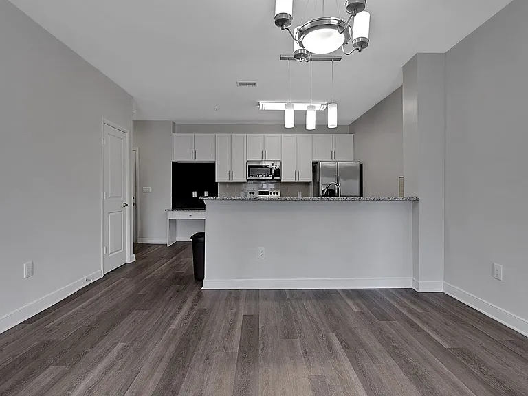 27 Station Ct — Photo 31