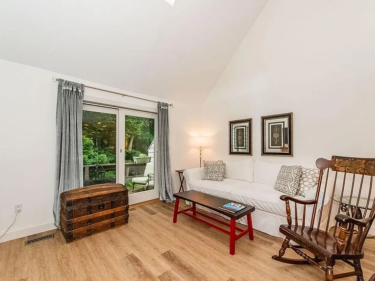 35 Balmoral Dr #35 — Photo 20