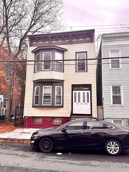 2nd image of 348 1st Street