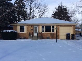 2108 E Jackson St, Bloomington, IL