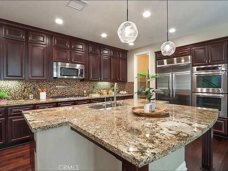 21 Rincon Way — Photo 4