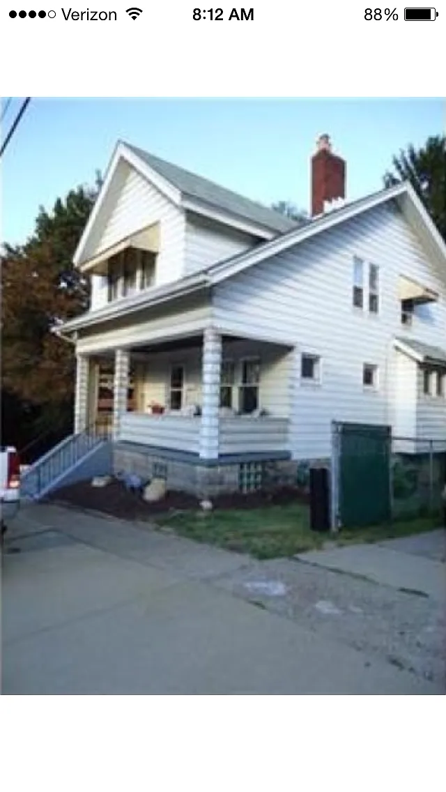 4492 Highridge St photo 1