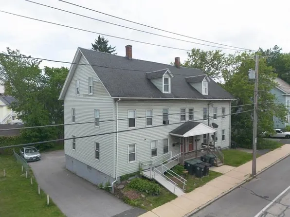 22 Worcester St, Southbridge, MA 01550