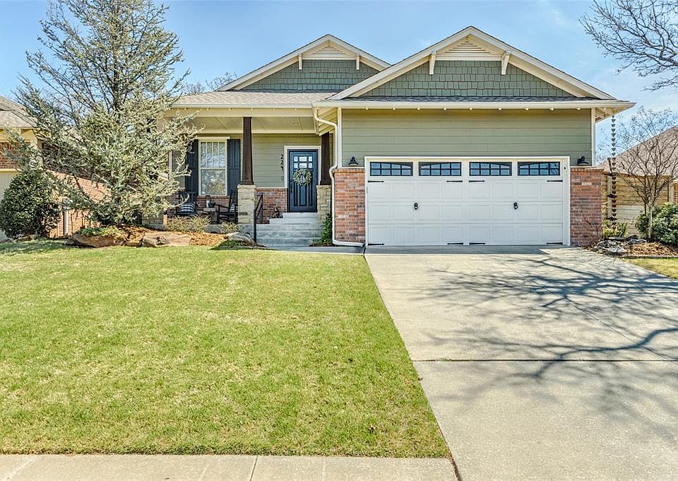 1st image of 224 Nature Ln