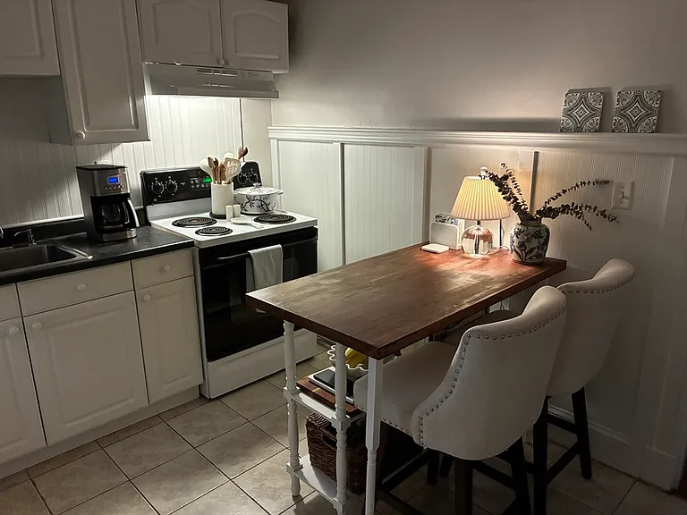 353 Hancock St #2 — Photo 5