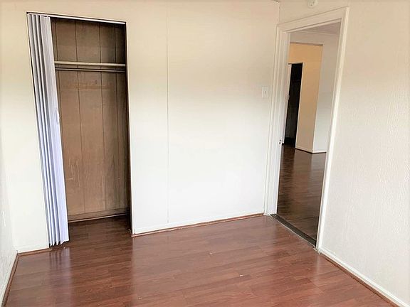 5th image of 1914 Murray Ave #30