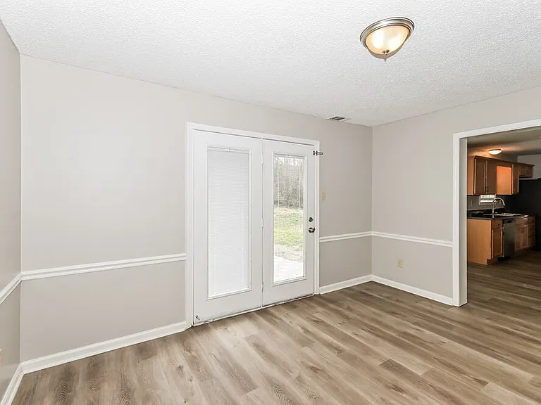2236 Oak Hollow Ln — Photo 10