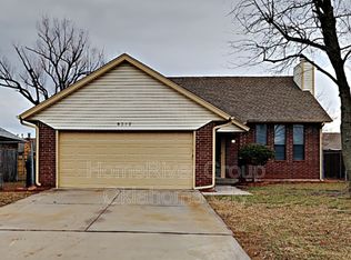 8312 Azurewood Dr, Oklahoma City, OK 73135