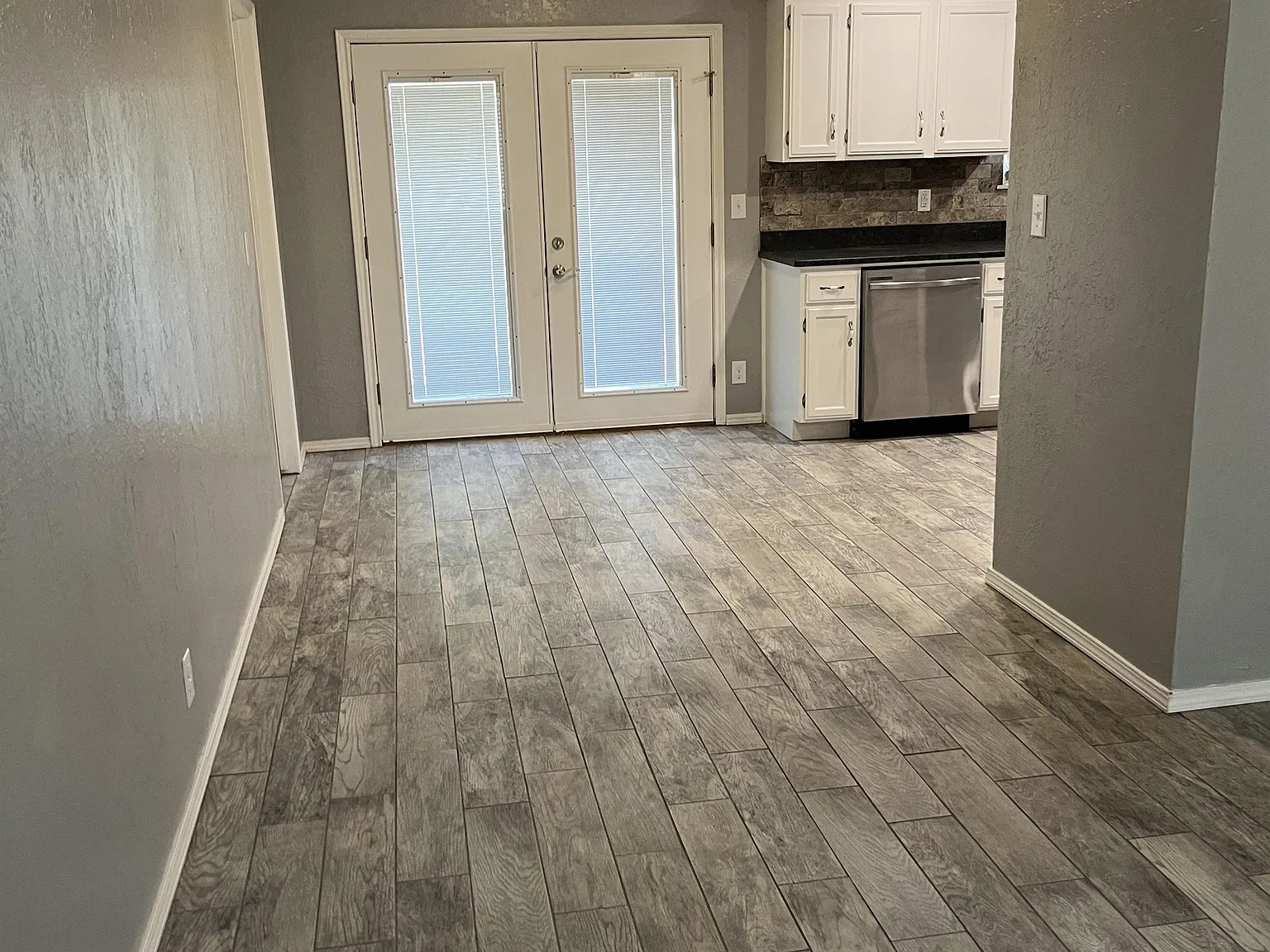 311 East Tennepee Avenue - 1 — Photo 3