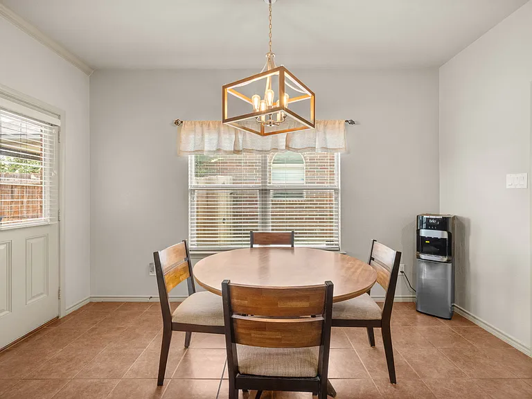 5701 Paluxy Sands Trl — Photo 19