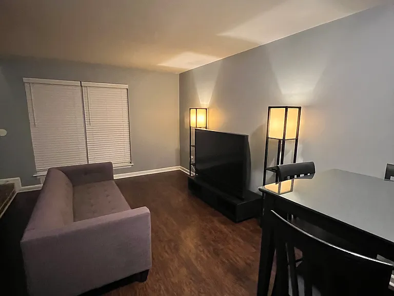 2494 Etiwan Ave #L4 — Photo 9