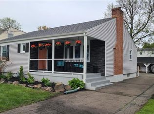 20 Yale St, West Hartford, CT 06110