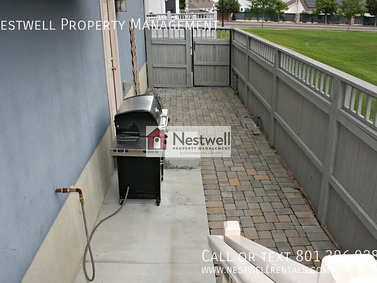 10221 S Clarks Hill Dr — Photo 27