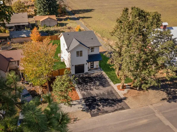 219 Main St, White Salmon, WA 98672