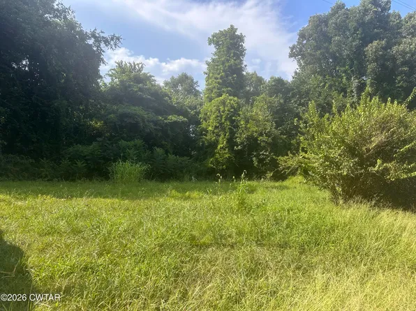 597 Bear Creek Rd, Pinson, TN 38366
