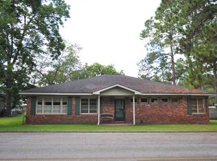104 Glynn Ave, Fitzgerald, GA 31750