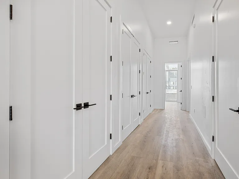 236 N 12th St #2 — Photo 9
