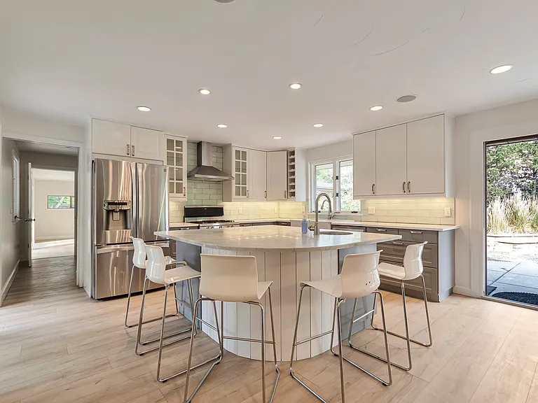 4487 W Berry Ave — Photo 1