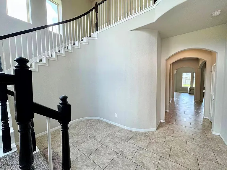 28943 Grand Teton Ct — Photo 3