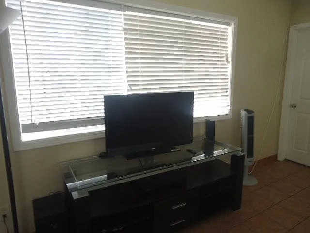 5809 Lindo Paseo #4 — Photo 18