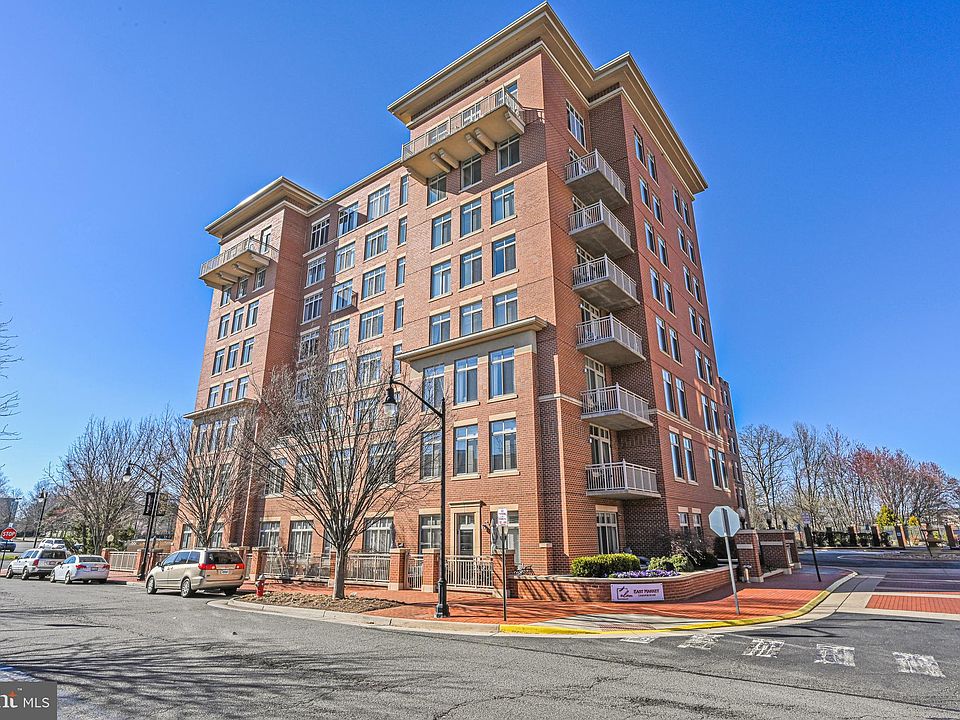 1st image of 4490 Market Commons Dr Unit 102