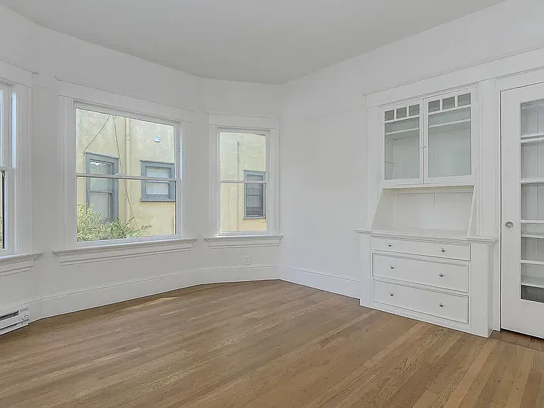 1 bed, 700 sqft, $3,295 — Photo 3