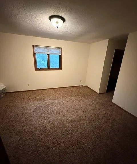 305 Foxfire Dr #1 — Photo 8