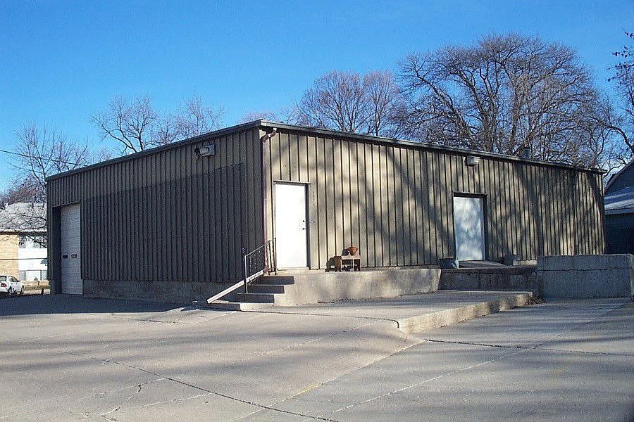 2nd image of 800 1/2 N 8th St