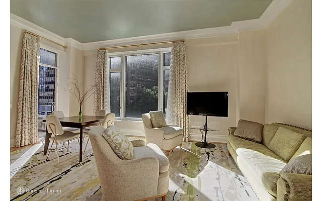 Rented by Douglas Elliman | media 6
