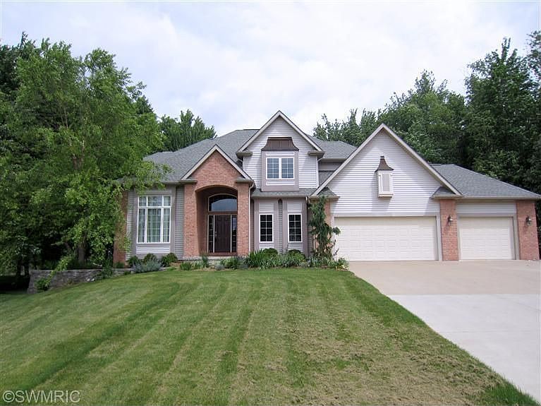 1st image of 255 Westchester Way