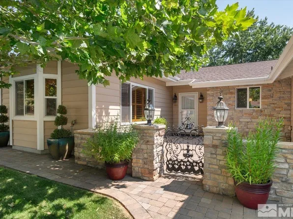 813 N Richmond Ave, Carson City, NV 89703