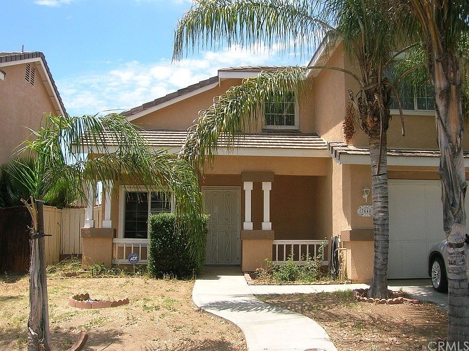 2nd image of 3648 Regal Oaks Pl