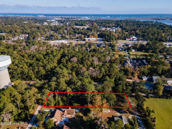 140 Rogers Avenue, Wilmington, NC 28403