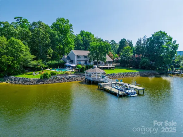 15 Old Stage Trl, Clover, SC 29710