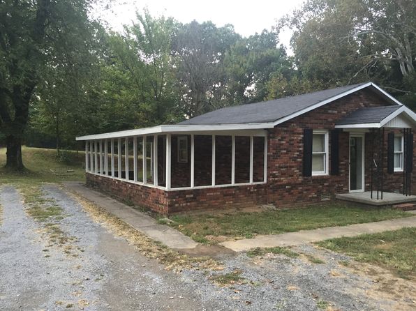 809 River Rd