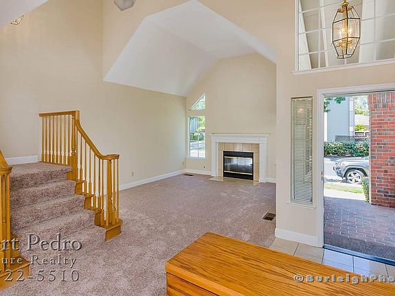 2nd image of 139 Danbury Ln