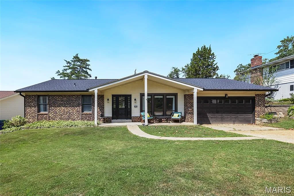 9509 Pine Spray Ct photo 1