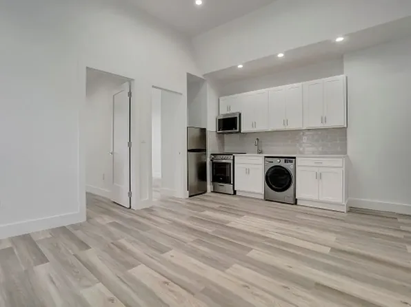 3017 Brighton 12th Street image 1 of 7