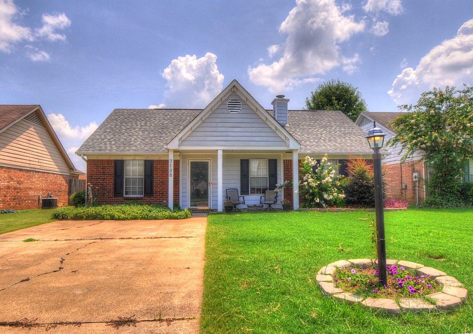 1st image of 7138 Hampton Dr