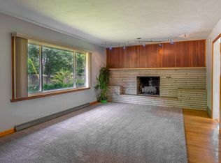1900 E Hillside Dr, Bloomington, IN 47401
