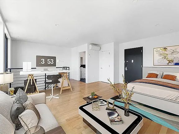 3rd image of 2903 Frederick Douglass Blvd #6E
