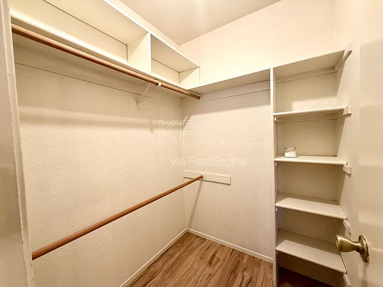1537 Pyrenees Ave #22 — Photo 13